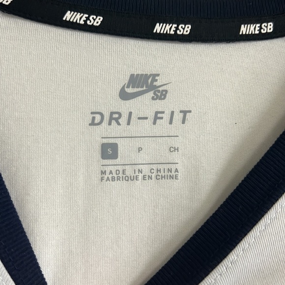 Nike SB tee - Picture 4 of 6